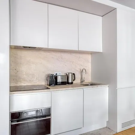 Private In Baixa With Private Bathroom *